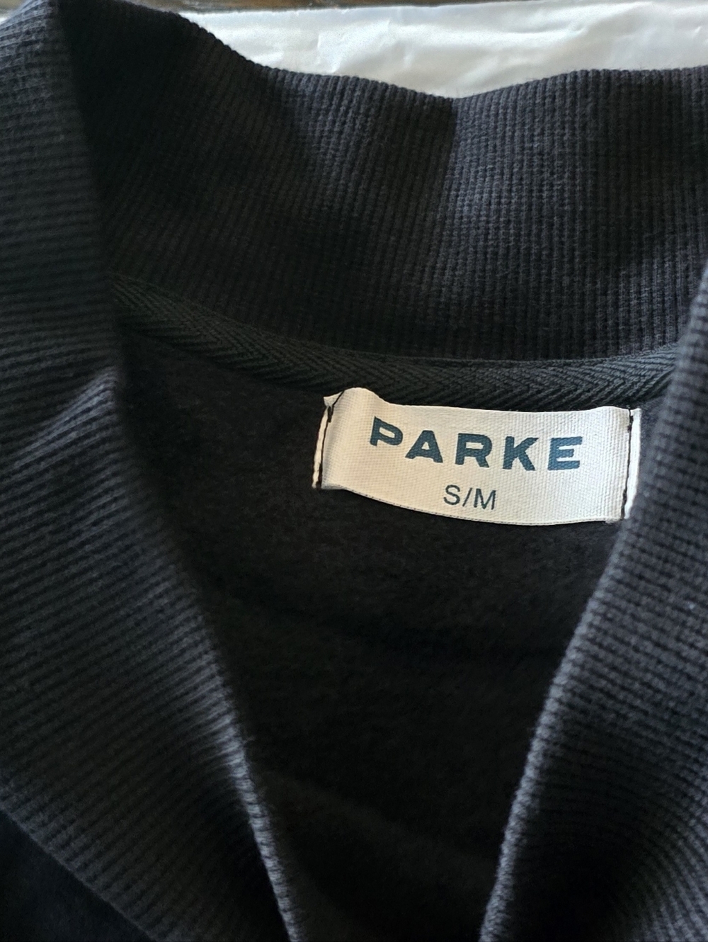 New Parke Black Mockneck S/M w/black Claw Clip - Picture 3 of 10